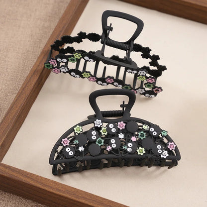 YWYHJ Creative Small Cinderblock Hair Claw Cute Black Cartoon Hair Claws Japan Wacky Claw Clip Hair Accessories for Women Girls