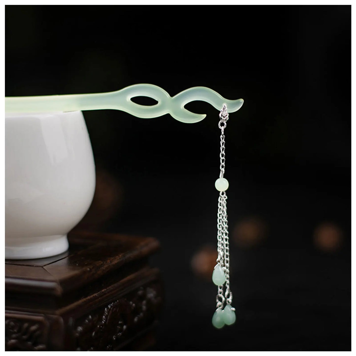 Vintage Chinese Style Wooden Hair Sticks for Women Girls Moon Tassel Hairpin Hair Clip Hanfu Headwear Jewelry Hair Accessories