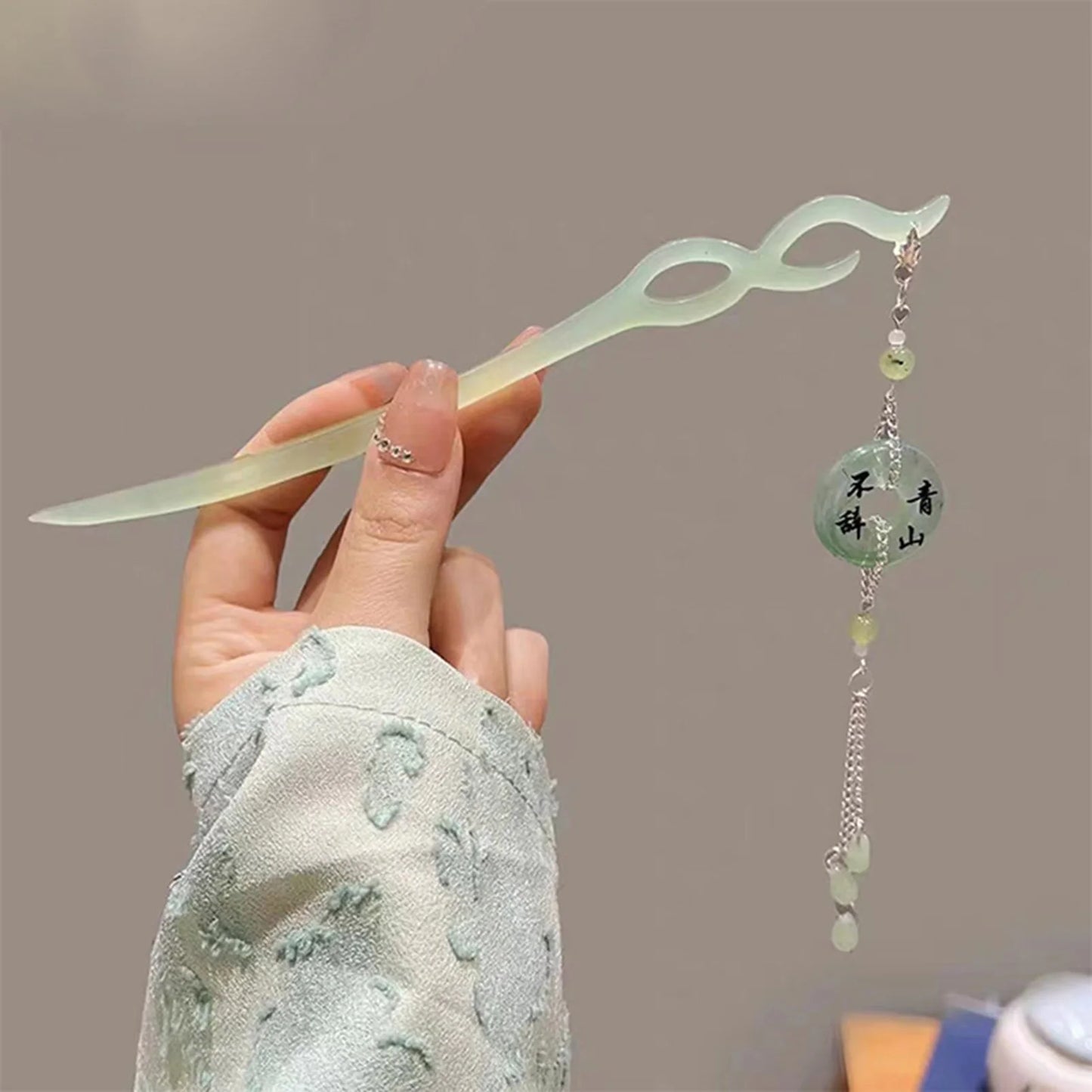 Vintage Chinese Style Wooden Hair Sticks for Women Girls Moon Tassel Hairpin Hair Clip Hanfu Headwear Jewelry Hair Accessories