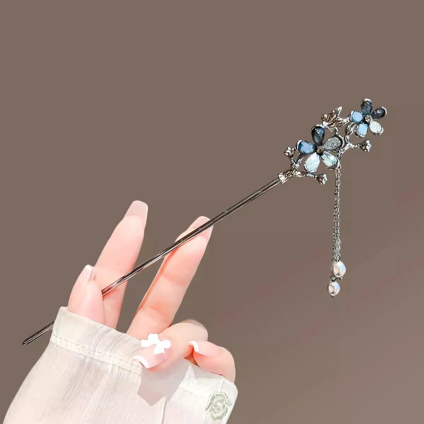 Vintage Chinese Style Wooden Hair Sticks for Women Girls Moon Tassel Hairpin Hair Clip Hanfu Headwear Jewelry Hair Accessories
